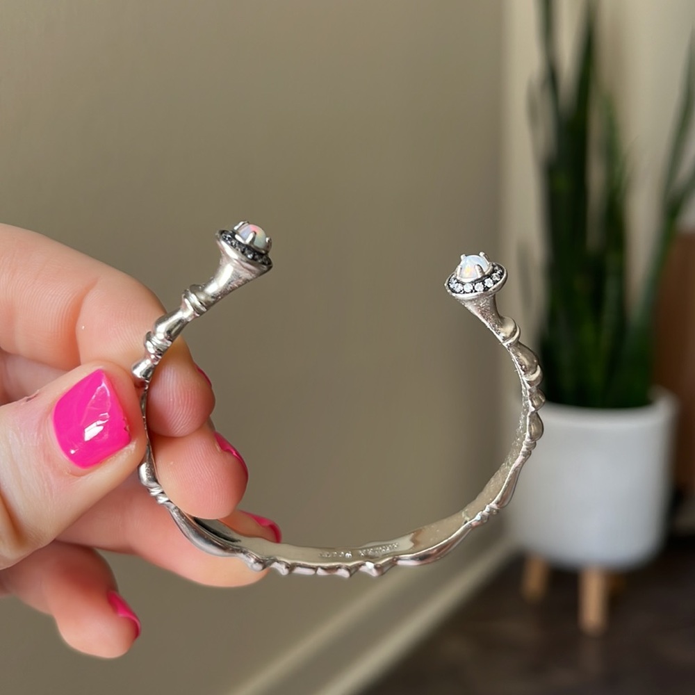 Kendra Scott opal bracelet - Picture 2 of 4